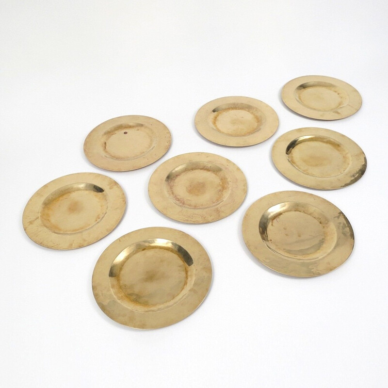 Set of 8 brass plate chargers - 1970s