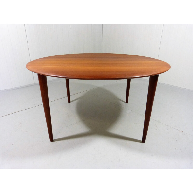 Vintage coffee table in teak by Peter Hvidt & Orla Mølgaard-Nielsen - 1960s