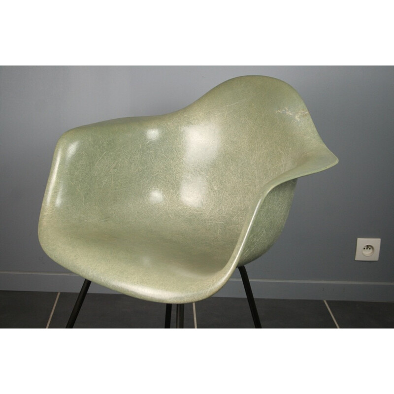 Mid-century DAZ Zénith plastics armchair by Eames for Herman Miller - 1950s 