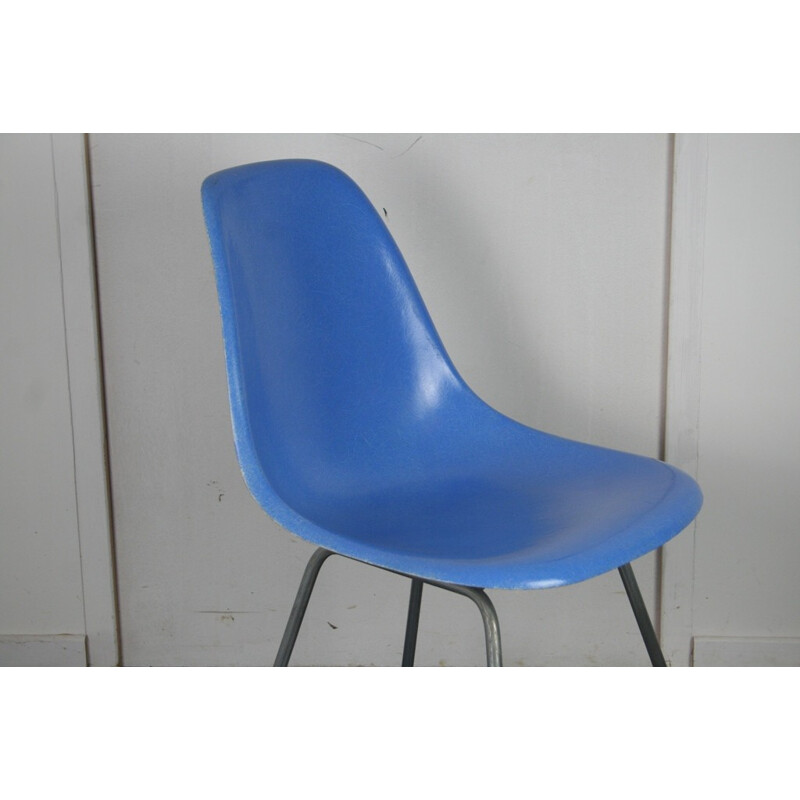 Mid-century Turquoise Blue Chair by Eames Herman Miller - 1950s