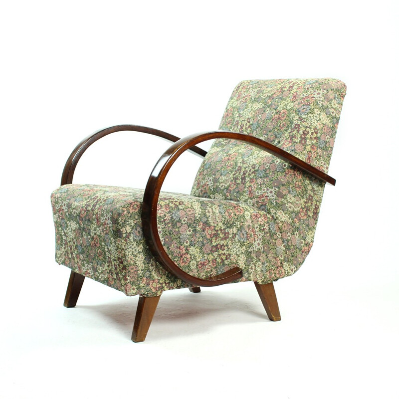 Pair of classical vintage armchairs in floral print fabric de Jindrich Halabala - 1950s