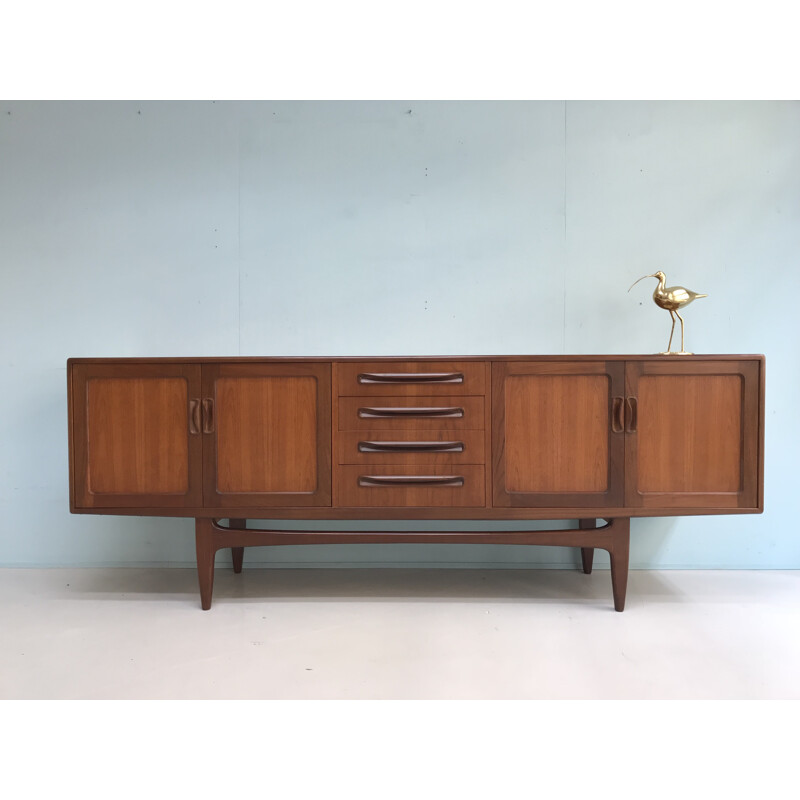 Mid-century modern teak sideboard by par V.Wilkins for G-PLan - 1960s