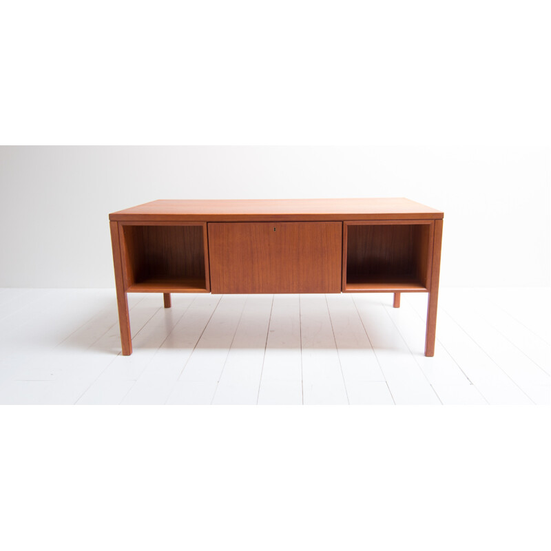 Vintage desk, Model 77 by Gunni Omann for Omann Jun Mødelfabrik - 1960s