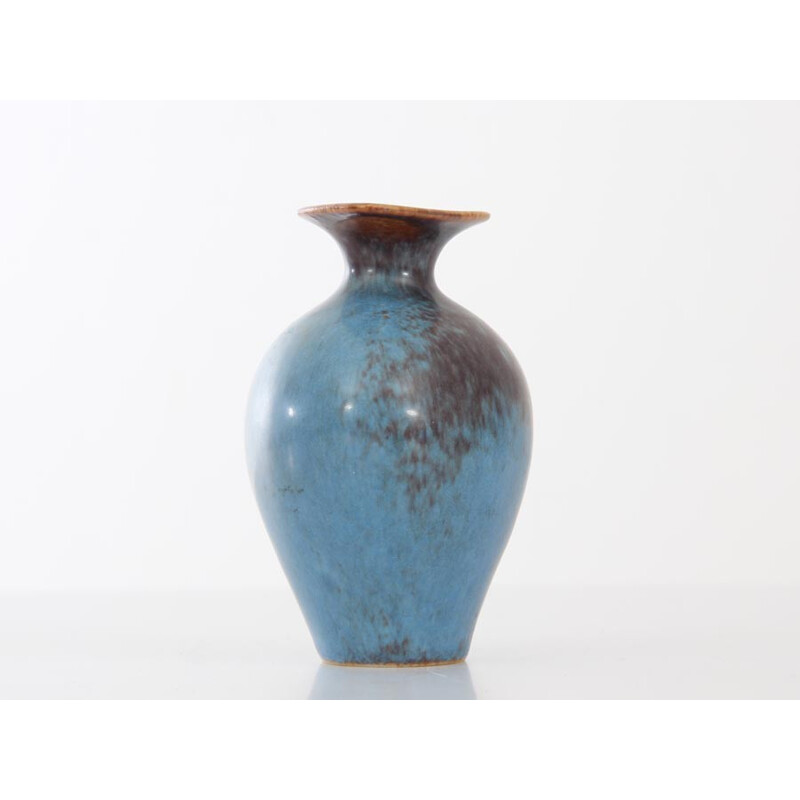 Small brown and blue scandinavian AUH vase by Gunnar Nylund for Rorstrand - 1960s