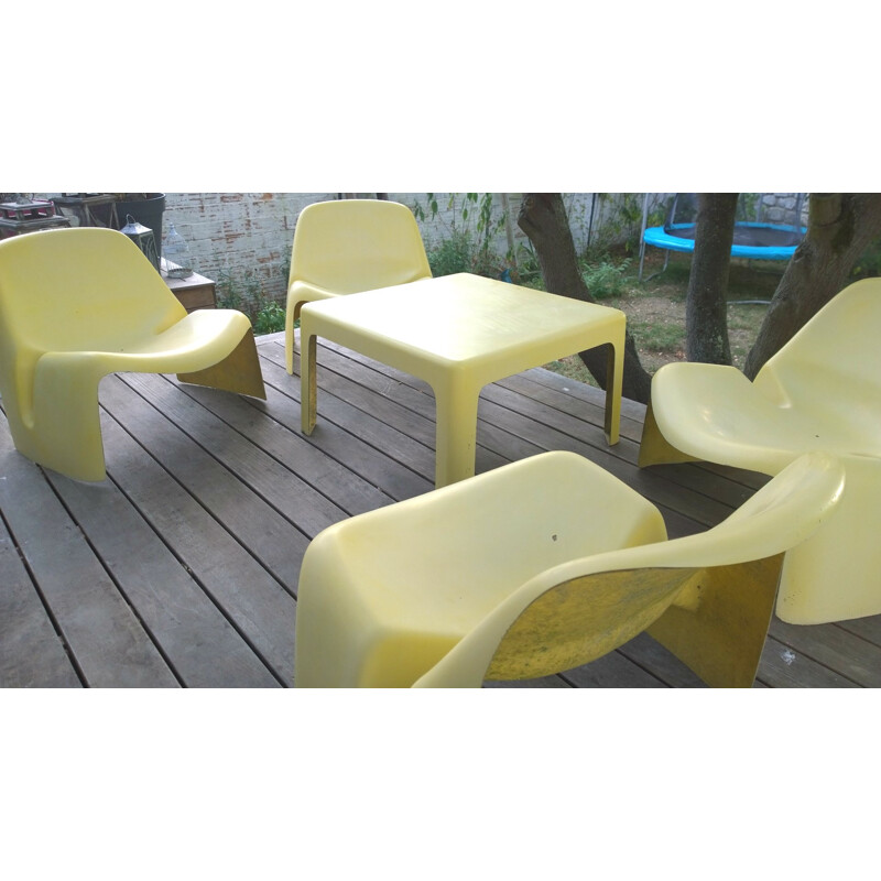 Set of 4 yellow armchaiers and a table, Luigi COLANI - 1967