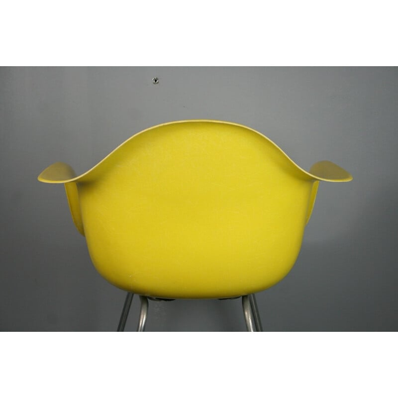 Fauteuil DAX vintage jaune d'Eames pour Herman Miller - 1960