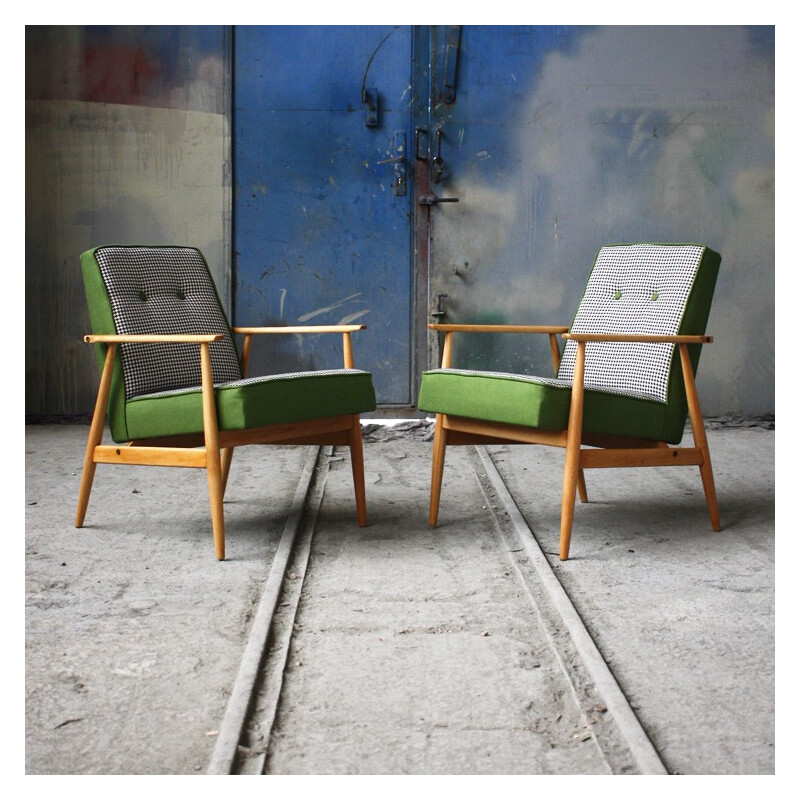 Vintage armchair in wood and green fabric - 1960s