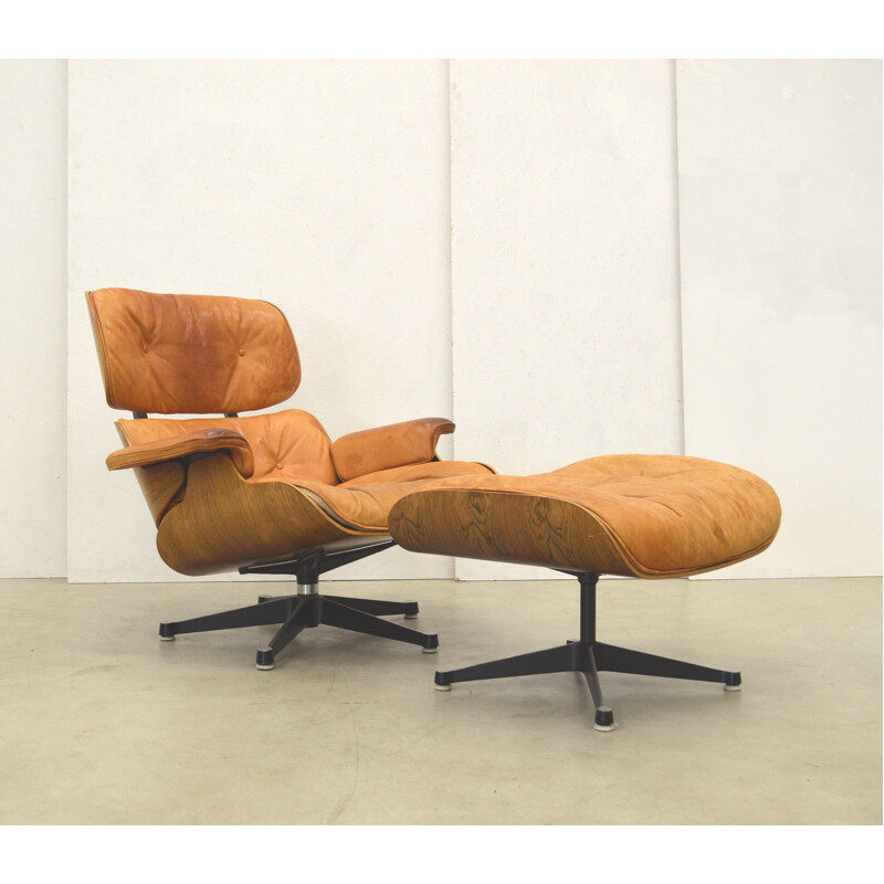 Charles Eames Cognac Lounge Chair & ottoman by Herman Miller - 1960s