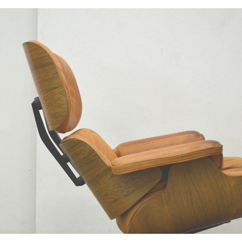 Charles Eames Cognac Lounge Chair & ottoman by Herman Miller - 1960s