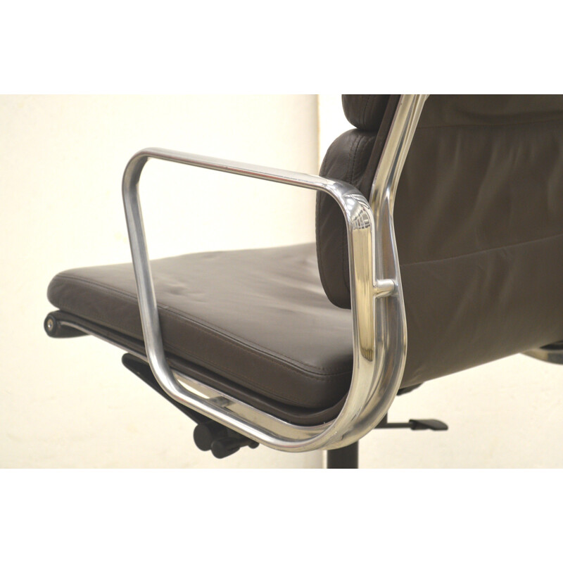 Soft Pad Brown Leather Office chair EA217 by Charles Eames for Vitra - 2000s