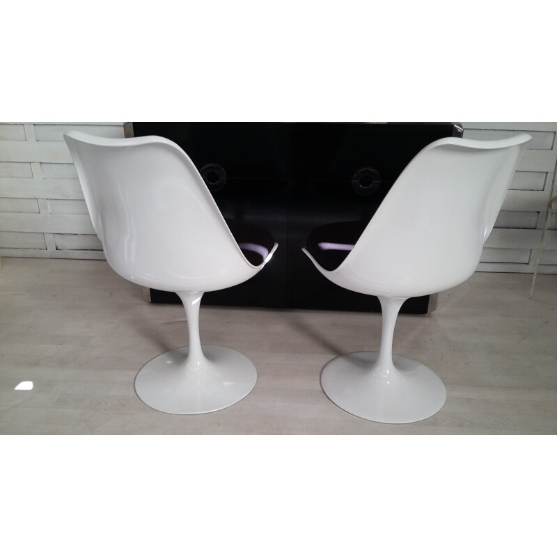 Pair of Tulip chairs by Eero Saarinen - 1980s