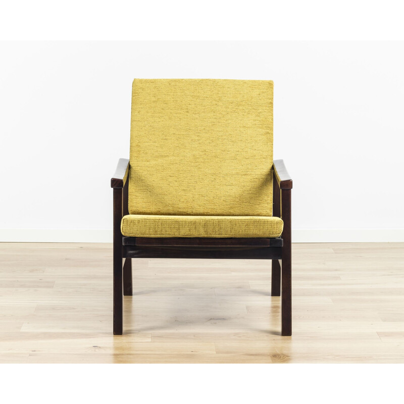 Fauteuil vintage en hêtre et tissu par TON - 1960