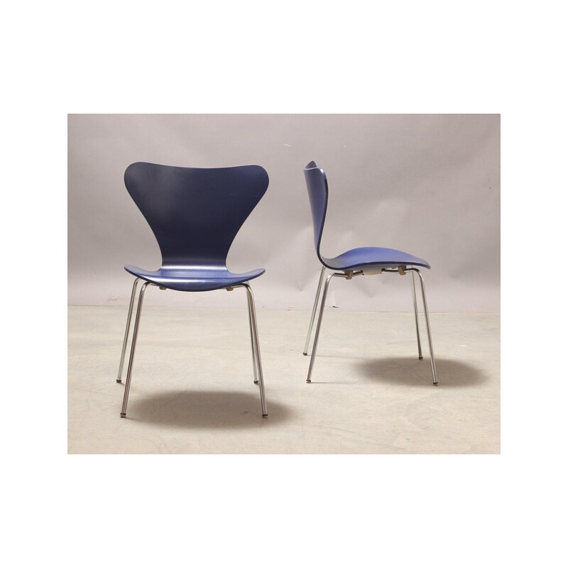 3107 model Scandinavian chairs, Arne JACOBSEN - 1960s