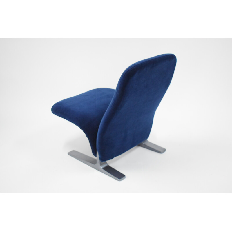 Concorde blue velvet armchair by Pierre Paulin for Artifort - 1960s