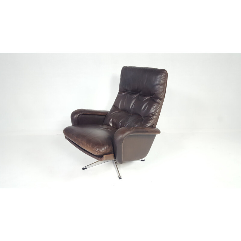 Leather Swivel vintage Chair With Ottoman - 1970s