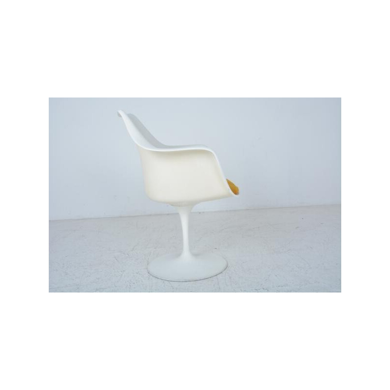 Swivel armchair "Tulip" by Eero Saarinen for Knoll International - 1960s