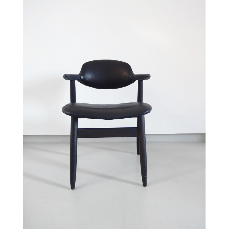 Suite de quatre chaises Cowhorn en cuir noir par Tijsseling - 1950