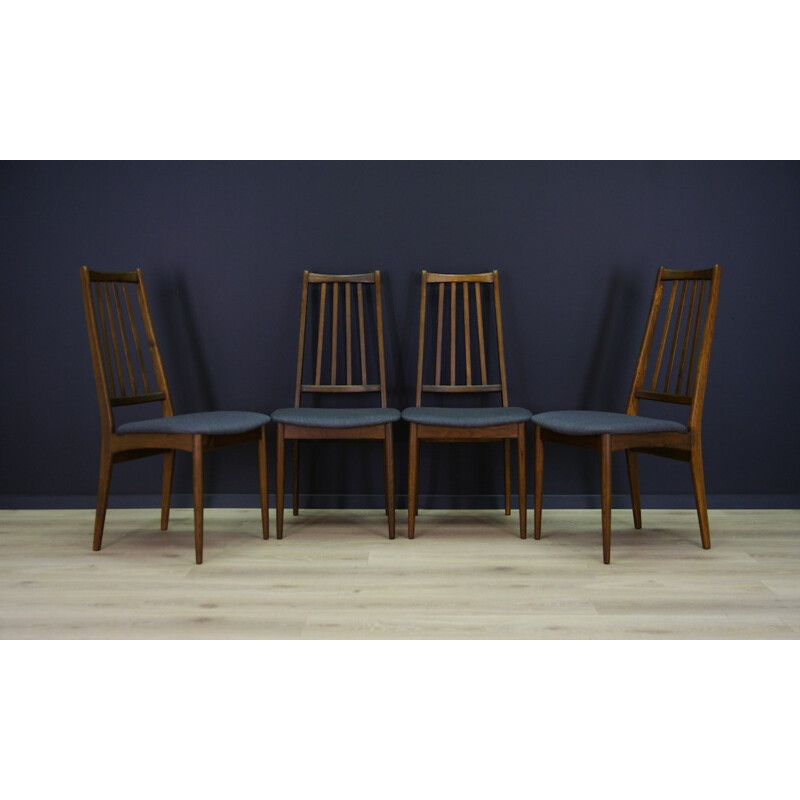 Set of 4 vintage chairs in oakwood and blue fabric - 1960s