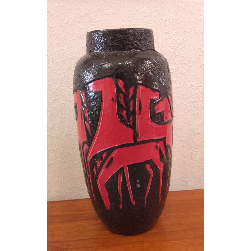 Vase vintage en ceramique rouge et noir - 1960