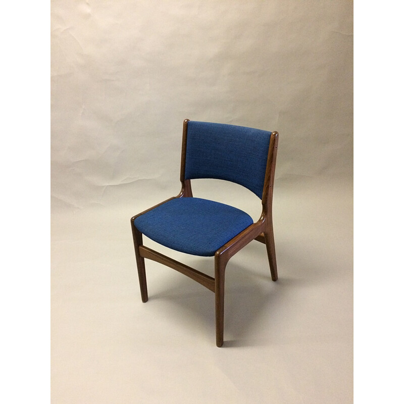 Suite de 6 chaises en teck massif et tissu bleu d'Erik Buch - 1960