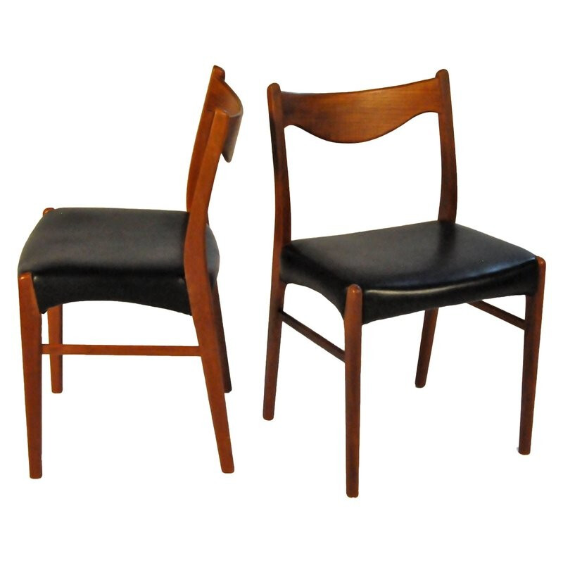 Pair of teak chairs by Ejnar Larsen and Axel Bender Madsen - 1960s