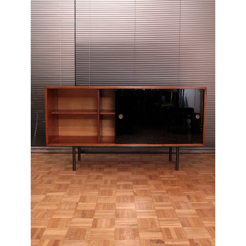 Sideboard in mahogany and glass by Robin Day Interplan for Hille - 1950s