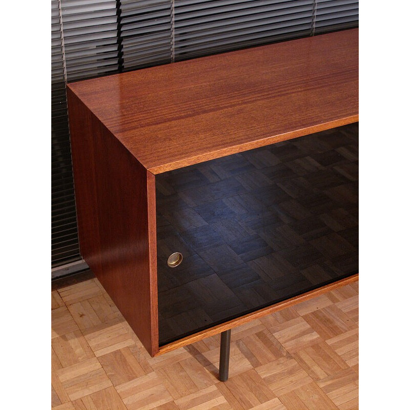 Sideboard in mahogany and glass by Robin Day Interplan for Hille - 1950s
