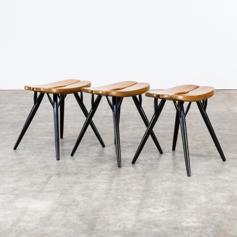 Set of 3 stools by Ilmari Tapiovaara ‘prikka’ for Laukaan Puu - 1950s