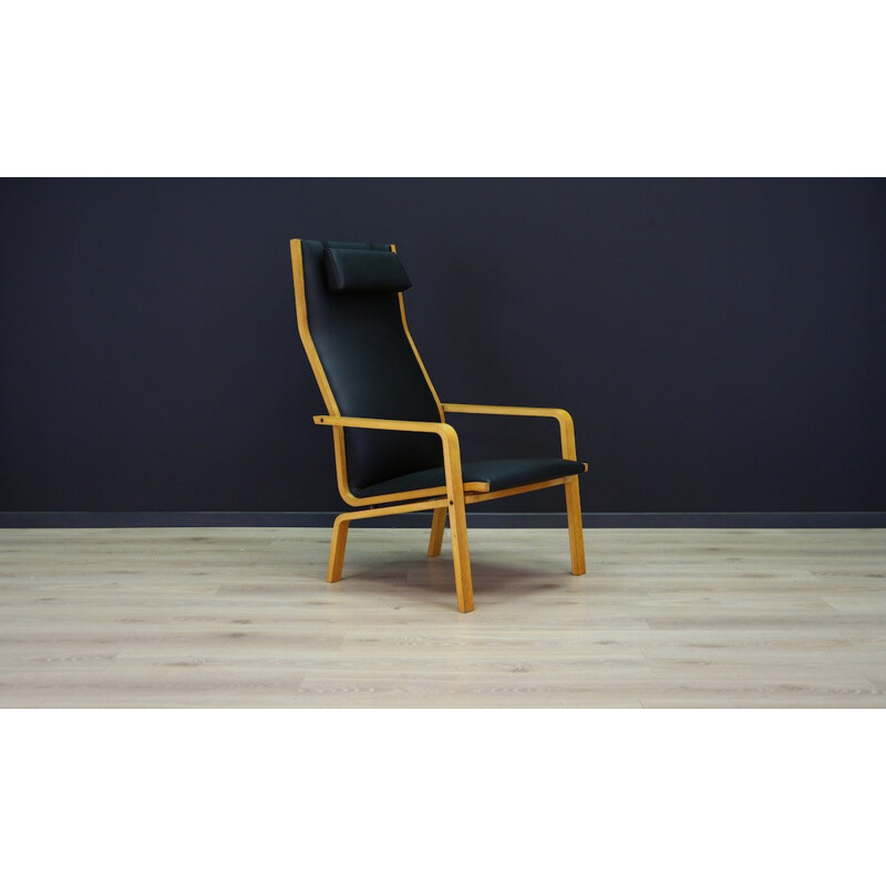 Scandinavian black vintage armchair by Arne Jacobsen for FritzHansen - 1970s