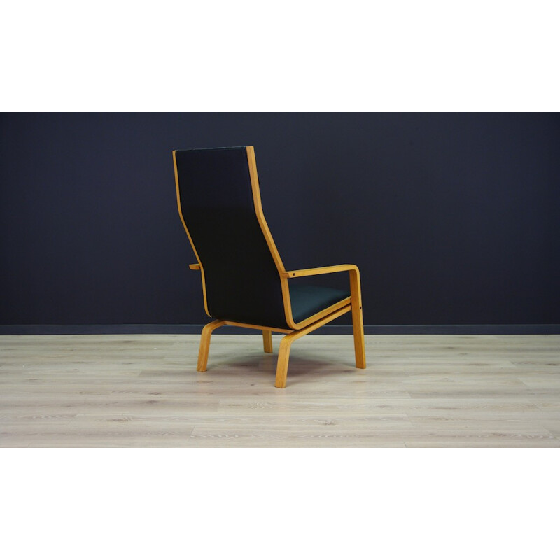 Scandinavian black vintage armchair by Arne Jacobsen for FritzHansen - 1970s