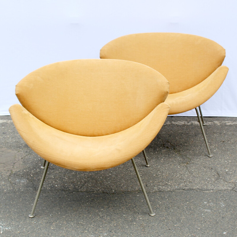 Pair of armchairs and an ottoman by Pierre Paulin for Artifort - 1960s