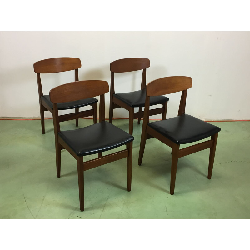 Set of 4 vintage Scandinavian chairs - 1970s