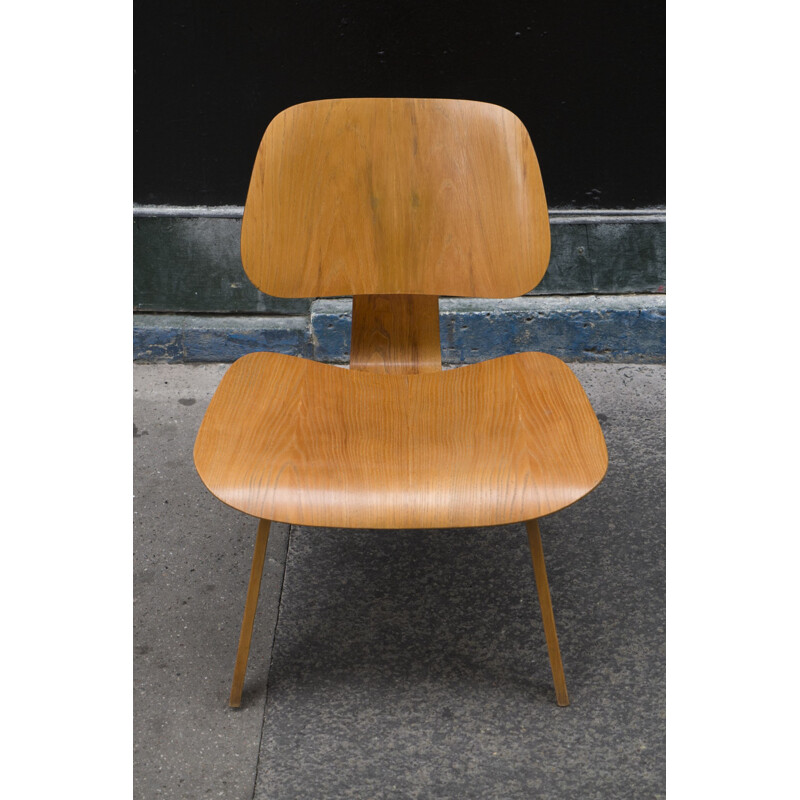"LCW" armchair in oak by Charles Eames for Herman Miller - 2000s