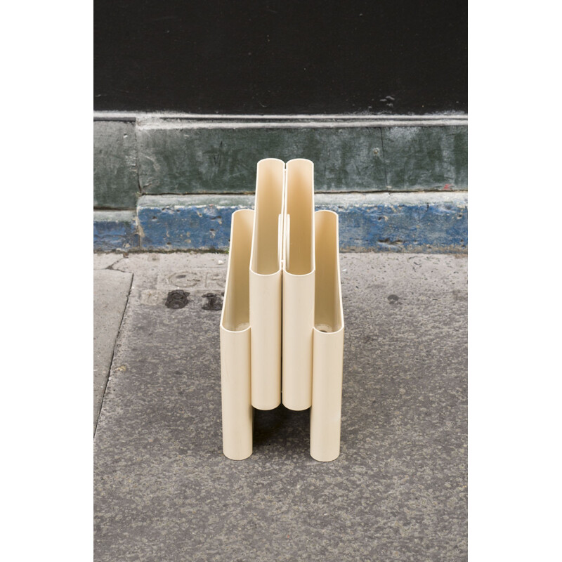 Vintage magazine rack by Giotto Stoppino for Kartell - 1970s
