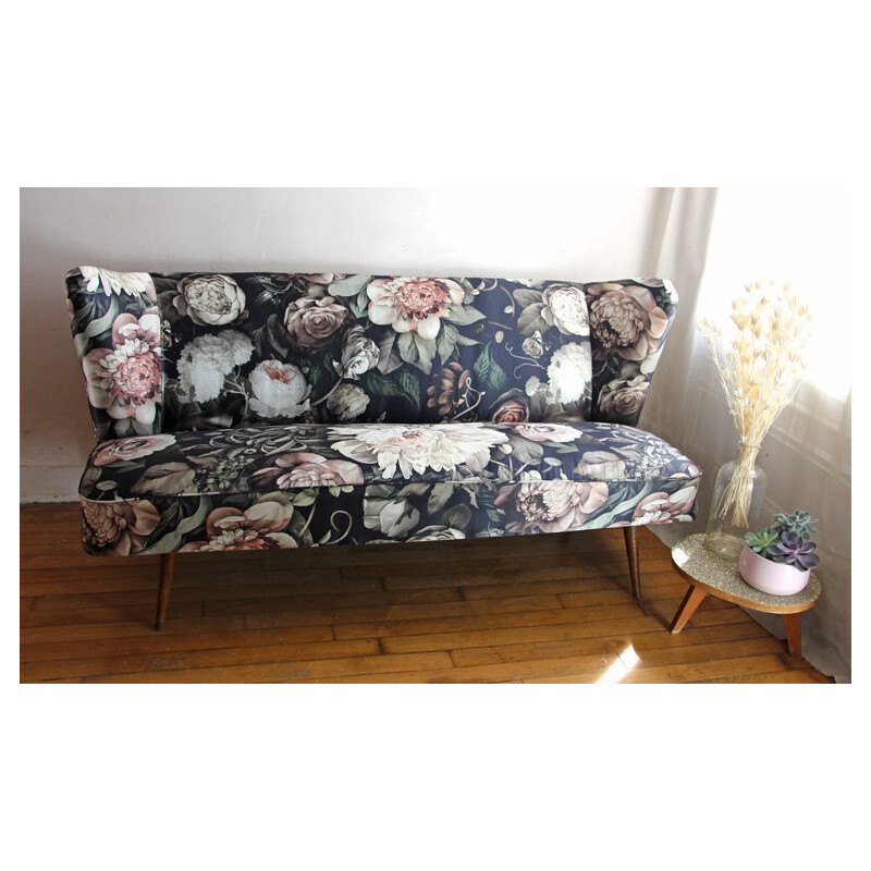 Vintage sofa in fabric by Ellie Cashman Design - 1950s