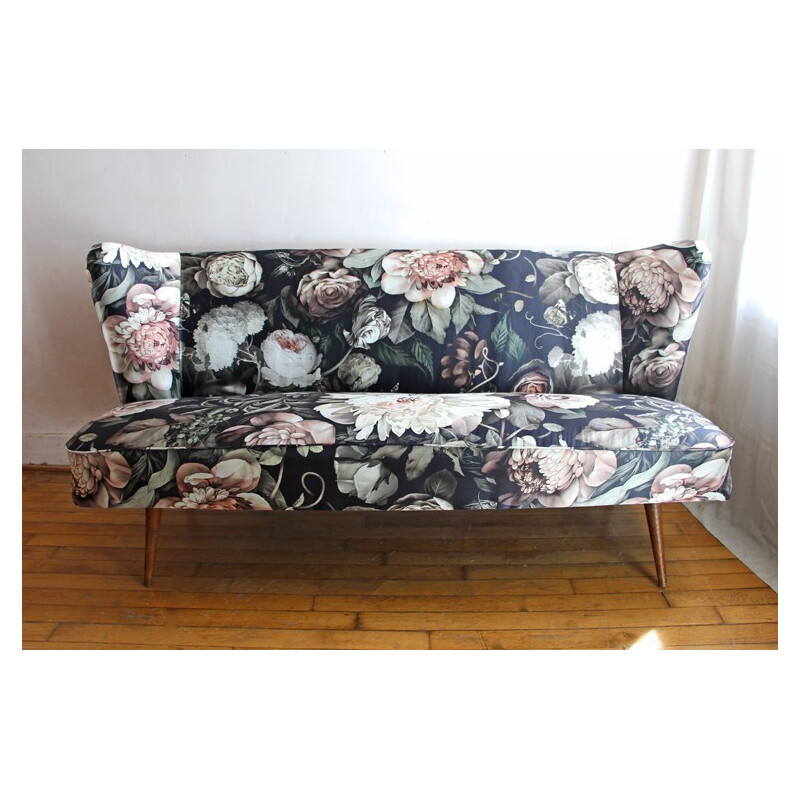 Vintage sofa in fabric by Ellie Cashman Design - 1950s