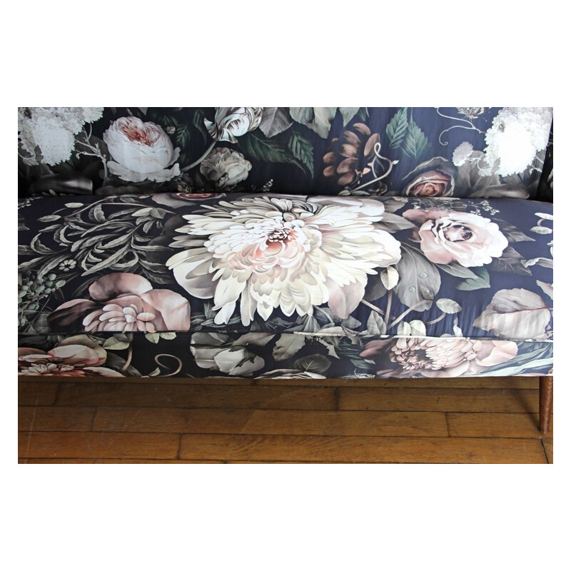 Vintage sofa in fabric by Ellie Cashman Design - 1950s