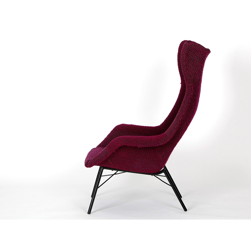 Fauteuil vintage violet par Miroslav Navratil pour Ton - 1960