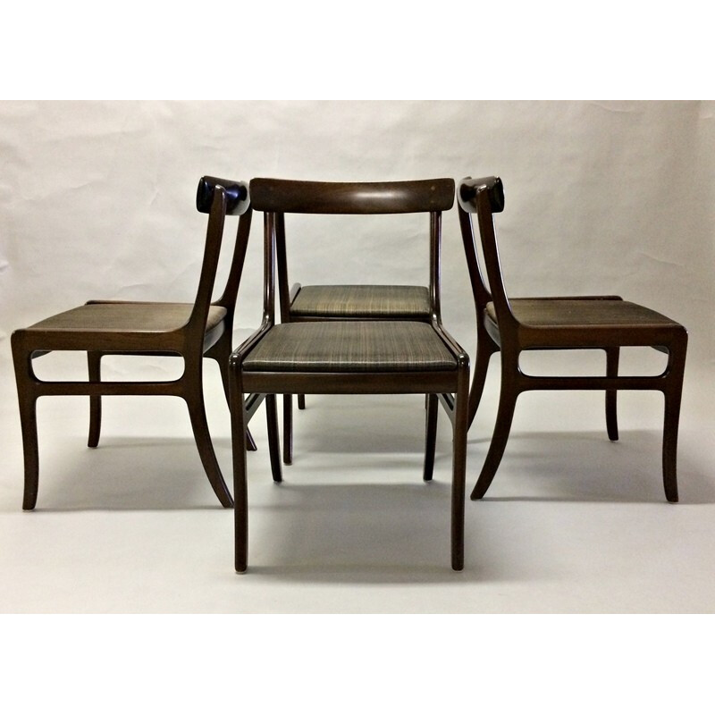 Ensemble de 4 chaises vintage en acajou par Ole Wanscher pour Poul Jeppesen, 1960