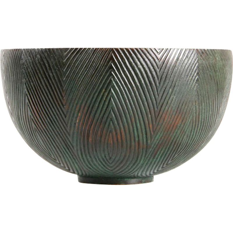 Bronze bowl wuth fluted patterns by Alex Salto - 1940s