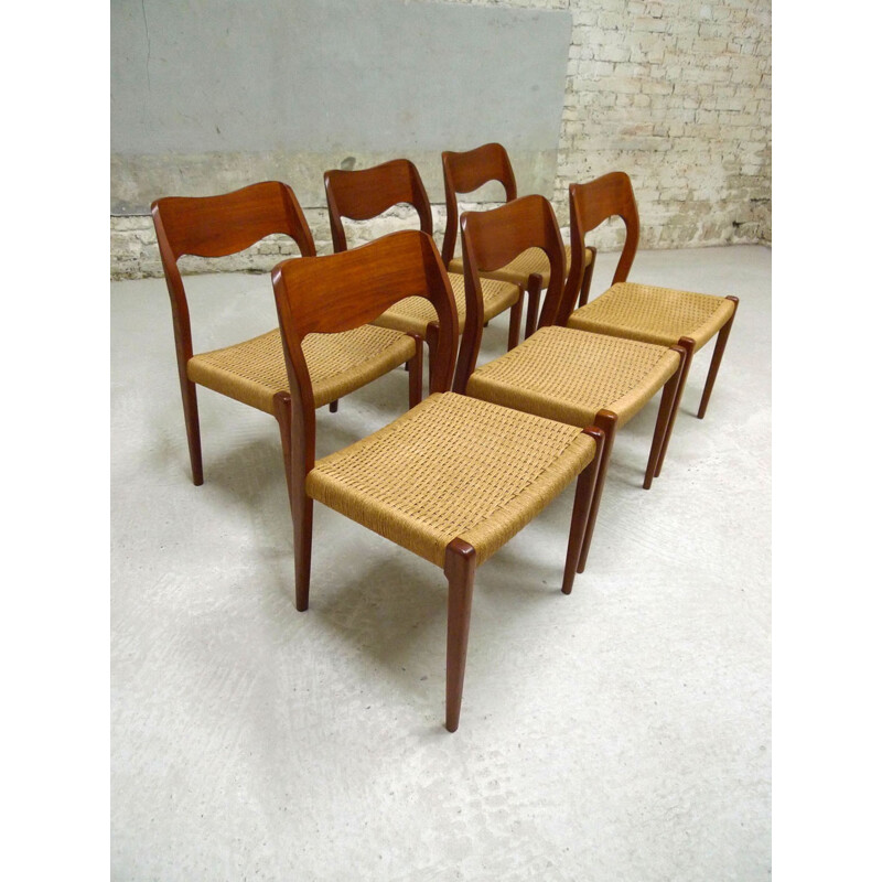 Suite de 6 chaises de  Niels Otto MOLLER pour J. L. MOLLER - 1960