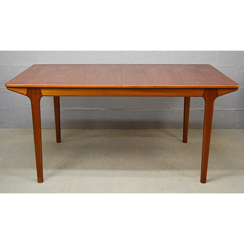 Vintage teak extendable dining table by McIntosh T3 - 1960s