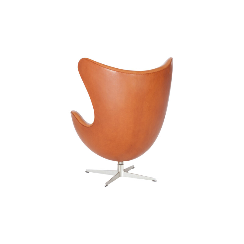 Egg Chair in Cognac Leather by Arne Jacobsen - 1960s