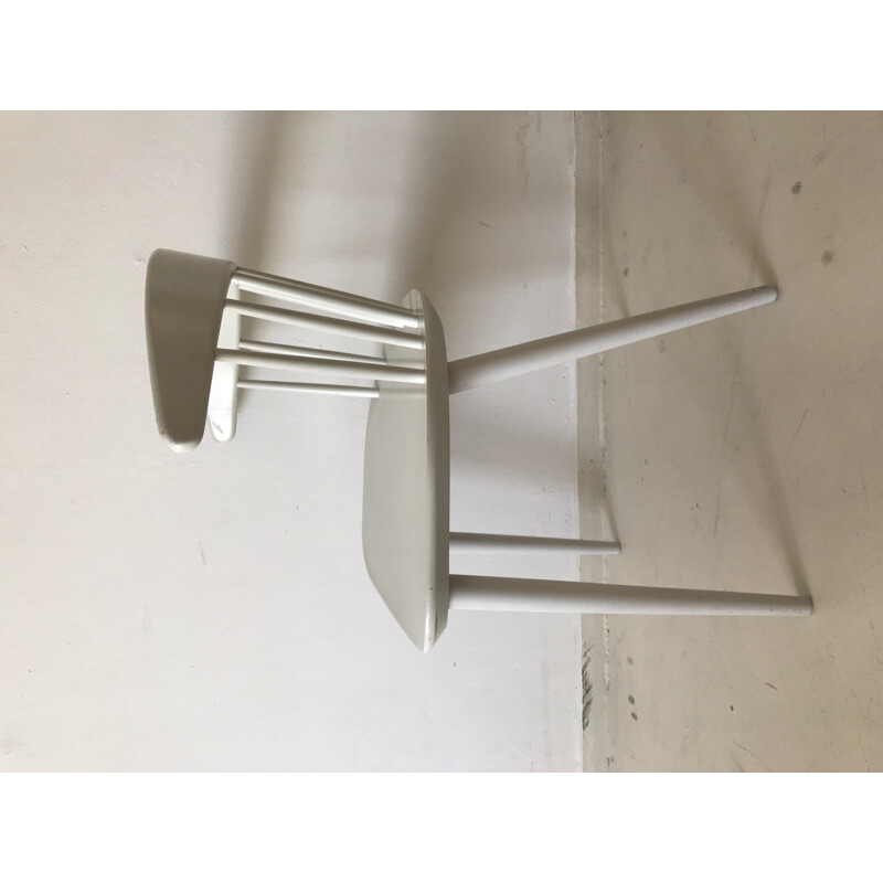 Set of 4 white "J104" dining chairs by Jørgen Bækmark for FDB Møbler - 1960s