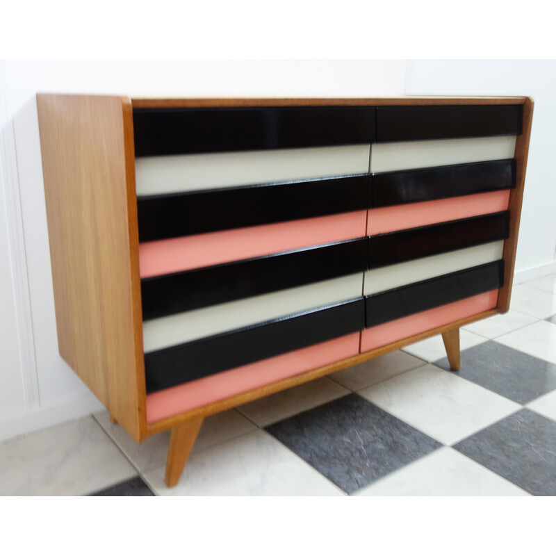 Vintage pink "U450" chest of drawers in oak by Jiri Jiroutek - 1960s