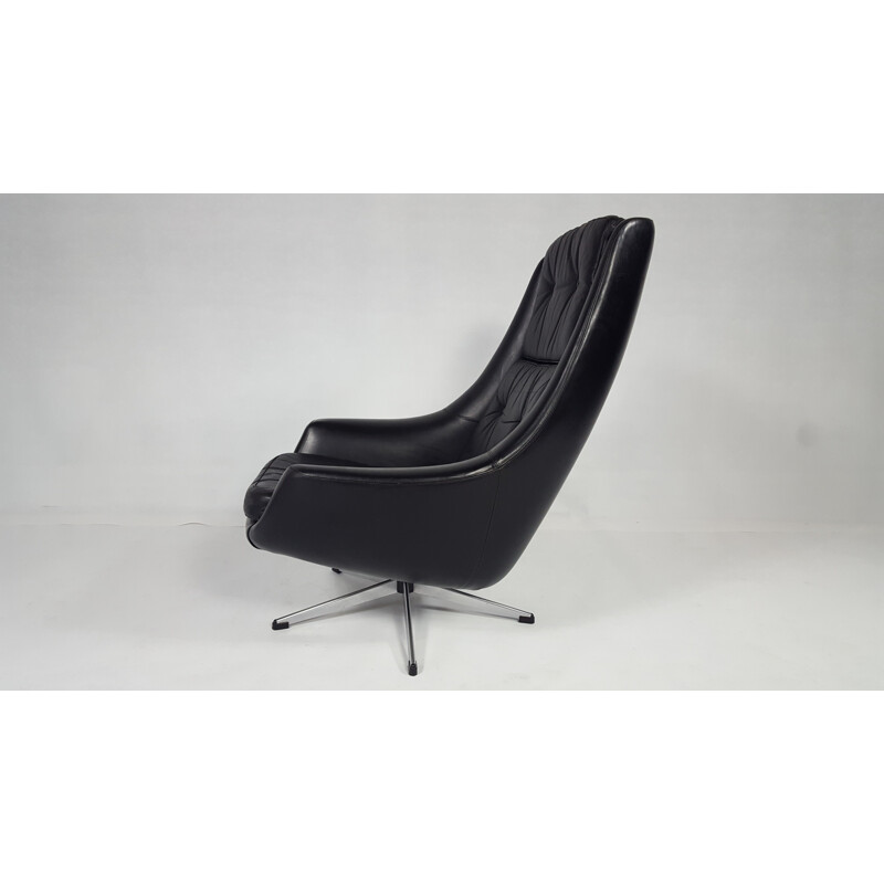 Vintage Leather Swivel Lounge Chair - 1960s