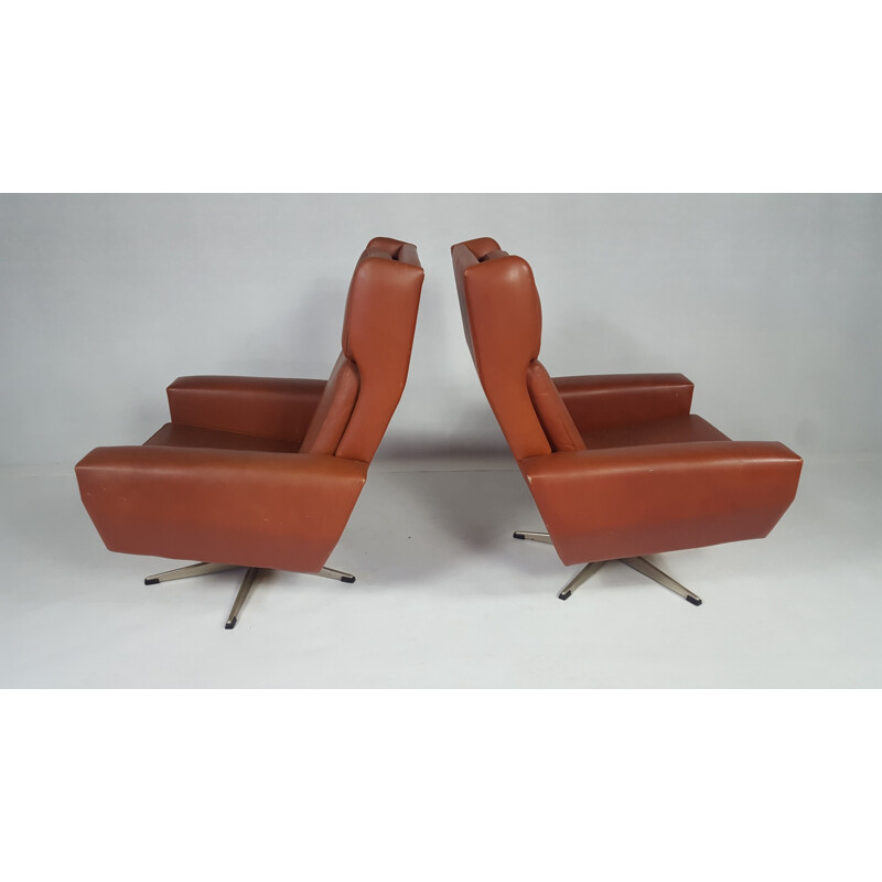 Danish Leather Swivel armchair - 1970s
