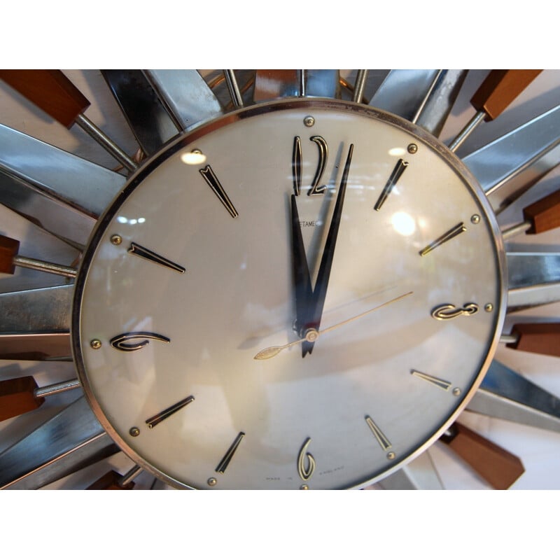 "Sunburst" Wall clock, Manufacturer Metamec - 1970s