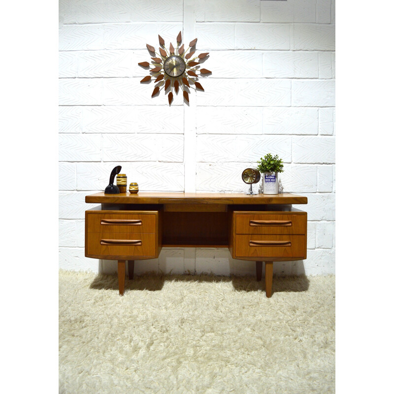 Desk in teak, Victor B. WILKINS - 1960s