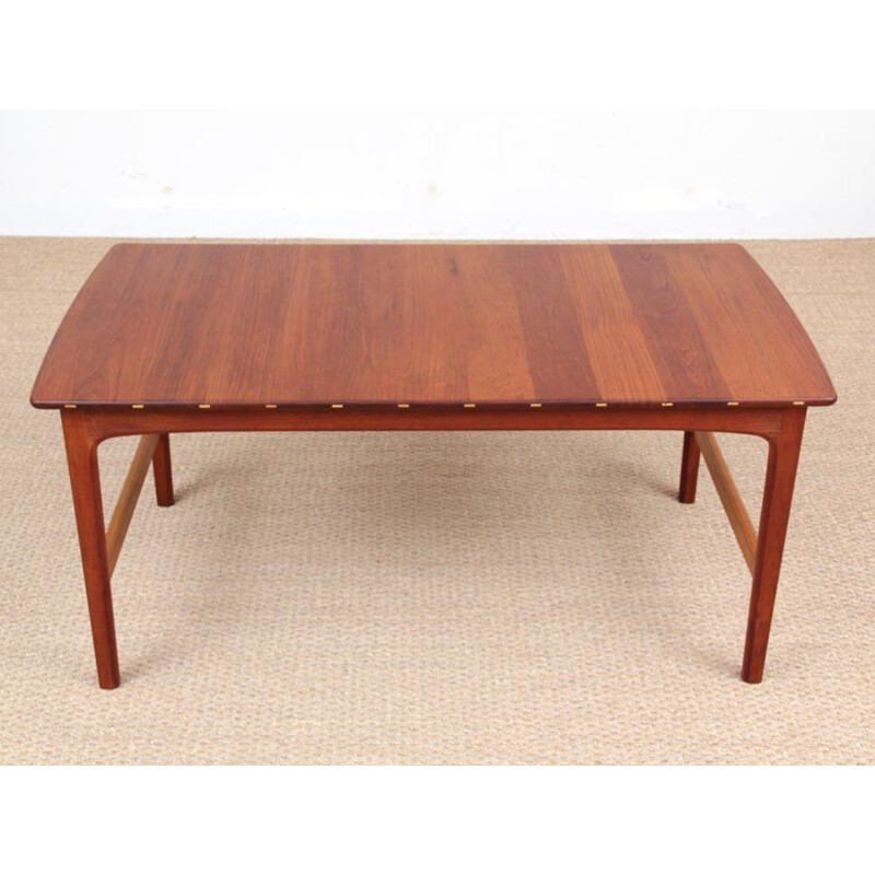 Table basse scandinave en teck massif de Yngvar Sandström - 1960 